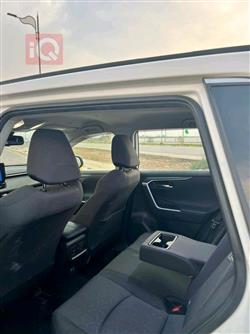 تويوتا راف 4